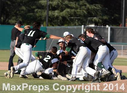 Thumbnail 2 in De La Salle vs. San Ramon Valley (CIF NCS D1 Final) photogallery.