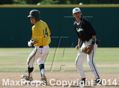 Thumbnail 3 in De La Salle vs. San Ramon Valley (CIF NCS D1 Final) photogallery.
