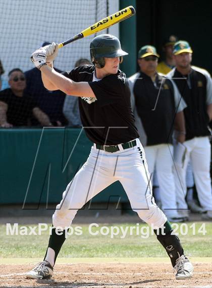 Thumbnail 2 in De La Salle vs. San Ramon Valley (CIF NCS D1 Final) photogallery.