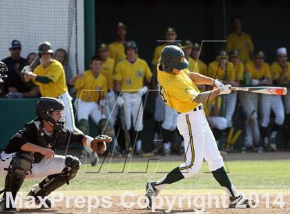 Thumbnail 3 in De La Salle vs. San Ramon Valley (CIF NCS D1 Final) photogallery.