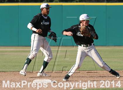 Thumbnail 2 in De La Salle vs. San Ramon Valley (CIF NCS D1 Final) photogallery.