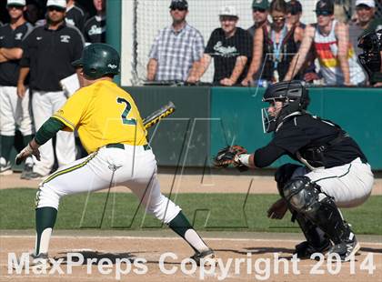Thumbnail 3 in De La Salle vs. San Ramon Valley (CIF NCS D1 Final) photogallery.