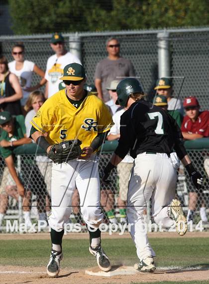 Thumbnail 3 in De La Salle vs. San Ramon Valley (CIF NCS D1 Final) photogallery.