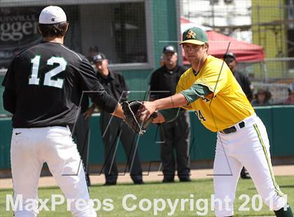 Thumbnail 3 in De La Salle vs. San Ramon Valley (CIF NCS D1 Final) photogallery.