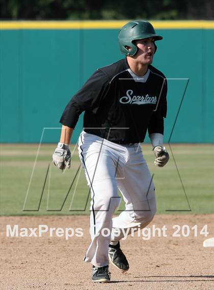 Thumbnail 3 in De La Salle vs. San Ramon Valley (CIF NCS D1 Final) photogallery.