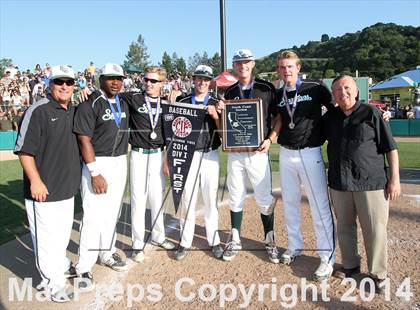 Thumbnail 2 in De La Salle vs. San Ramon Valley (CIF NCS D1 Final) photogallery.