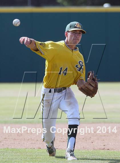 Thumbnail 3 in De La Salle vs. San Ramon Valley (CIF NCS D1 Final) photogallery.