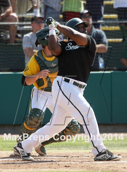 Thumbnail 1 in De La Salle vs. San Ramon Valley (CIF NCS D1 Final) photogallery.