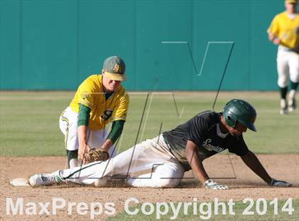 Thumbnail 3 in De La Salle vs. San Ramon Valley (CIF NCS D1 Final) photogallery.