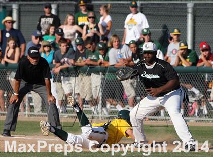 Thumbnail 3 in De La Salle vs. San Ramon Valley (CIF NCS D1 Final) photogallery.