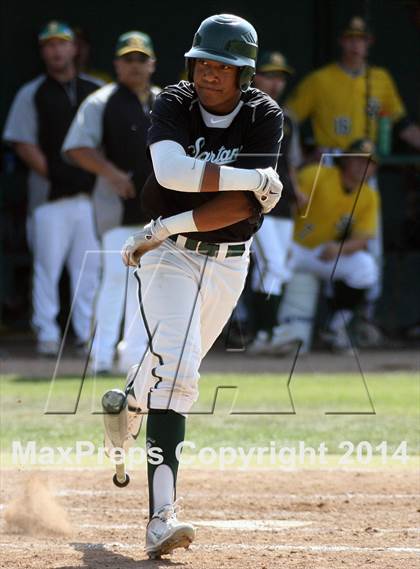Thumbnail 2 in De La Salle vs. San Ramon Valley (CIF NCS D1 Final) photogallery.