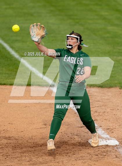 Thumbnail 3 in Noblesville vs. Zionsville (IHSAA 4A Sectional 8 Championship) photogallery.