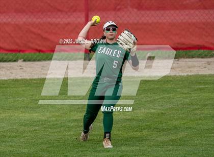 Thumbnail 1 in Noblesville vs. Zionsville (IHSAA 4A Sectional 8 Championship) photogallery.