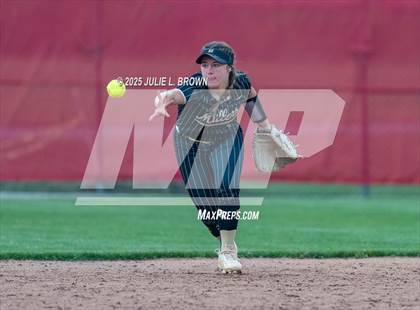 Thumbnail 1 in Noblesville vs. Zionsville (IHSAA 4A Sectional 8 Championship) photogallery.