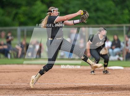 Thumbnail 2 in Noblesville vs. Zionsville (IHSAA 4A Sectional 8 Championship) photogallery.