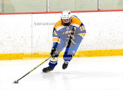 Thumbnail 1 in Norwood @ Hopkinton photogallery.