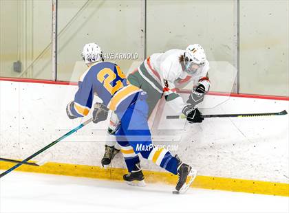 Thumbnail 2 in Norwood @ Hopkinton photogallery.