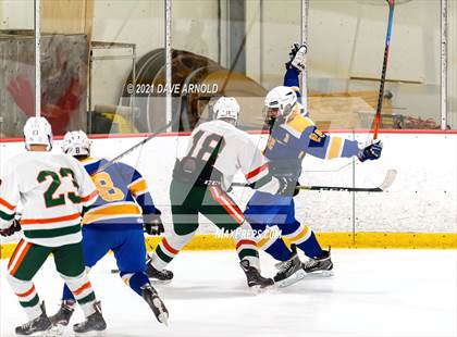 Thumbnail 1 in Norwood @ Hopkinton photogallery.