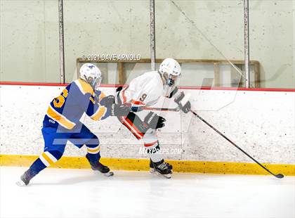 Thumbnail 2 in Norwood @ Hopkinton photogallery.