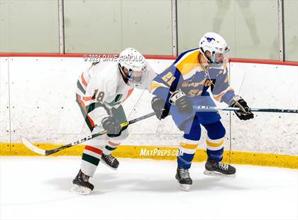Thumbnail 2 in Norwood @ Hopkinton photogallery.