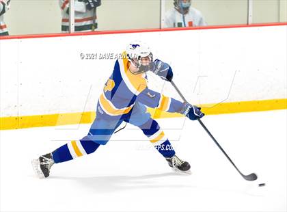 Thumbnail 2 in Norwood @ Hopkinton photogallery.