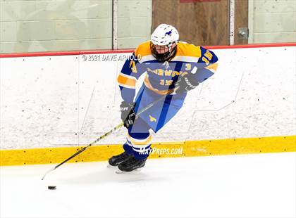 Thumbnail 2 in Norwood @ Hopkinton photogallery.