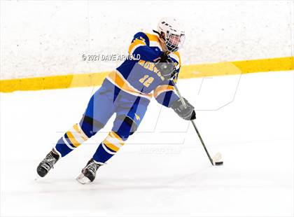 Thumbnail 1 in Norwood @ Hopkinton photogallery.