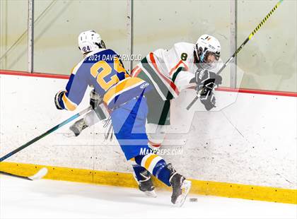 Thumbnail 1 in Norwood @ Hopkinton photogallery.