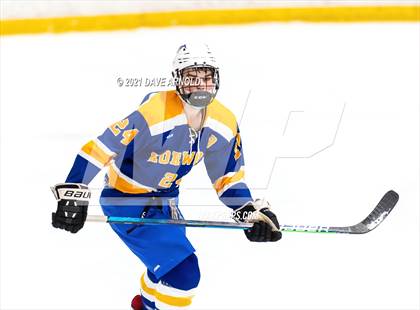 Thumbnail 1 in Norwood @ Hopkinton photogallery.