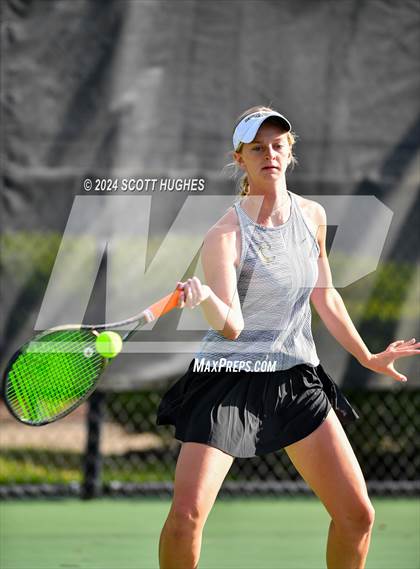 Thumbnail 1 in Hendersonville vs Central Magnet (D1 Class AA Regional) photogallery.