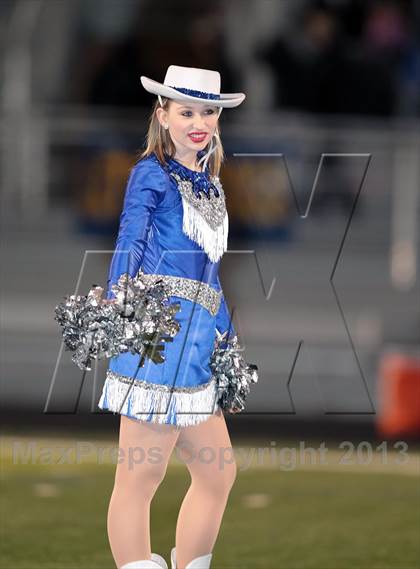 Thumbnail 3 in Decatur vs. Chapel Hill (UIL 3A Regional Semifinal Playoff) photogallery.