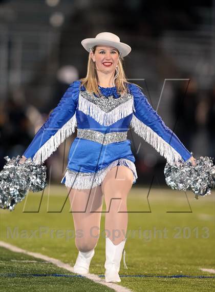 Thumbnail 1 in Decatur vs. Chapel Hill (UIL 3A Regional Semifinal Playoff) photogallery.