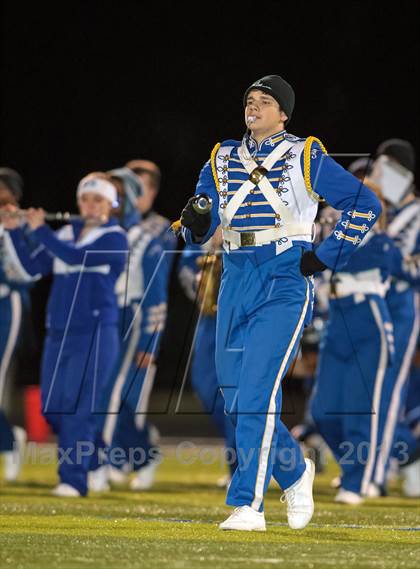 Thumbnail 1 in Decatur vs. Chapel Hill (UIL 3A Regional Semifinal Playoff) photogallery.
