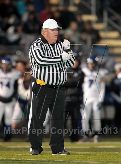 Thumbnail 1 in Decatur vs. Chapel Hill (UIL 3A Regional Semifinal Playoff) photogallery.