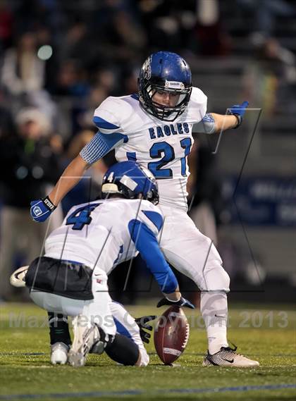 Thumbnail 2 in Decatur vs. Chapel Hill (UIL 3A Regional Semifinal Playoff) photogallery.