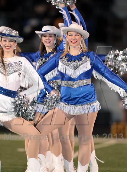 Thumbnail 2 in Decatur vs. Chapel Hill (UIL 3A Regional Semifinal Playoff) photogallery.