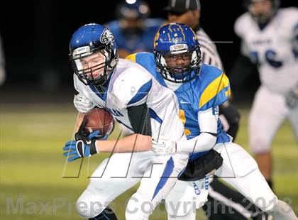 Thumbnail 1 in Decatur vs. Chapel Hill (UIL 3A Regional Semifinal Playoff) photogallery.