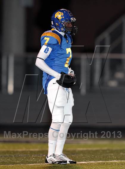 Thumbnail 3 in Decatur vs. Chapel Hill (UIL 3A Regional Semifinal Playoff) photogallery.