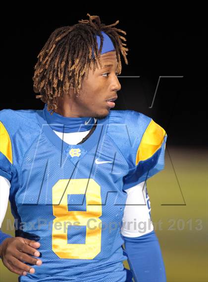 Thumbnail 2 in Decatur vs. Chapel Hill (UIL 3A Regional Semifinal Playoff) photogallery.