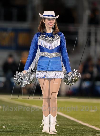Thumbnail 2 in Decatur vs. Chapel Hill (UIL 3A Regional Semifinal Playoff) photogallery.