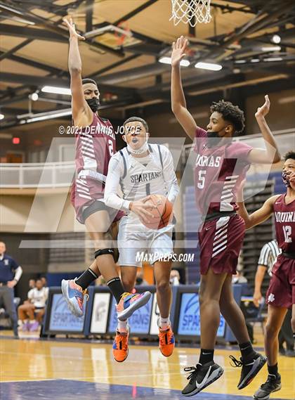 Thumbnail 3 in Aquinas Institute @ Gates Chili (Section V Class AA Semifinal) photogallery.