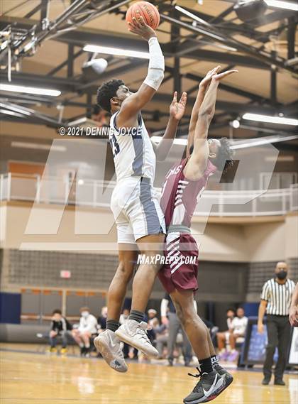 Thumbnail 1 in Aquinas Institute @ Gates Chili (Section V Class AA Semifinal) photogallery.