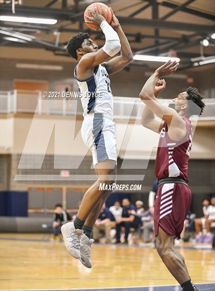 Thumbnail 2 in Aquinas Institute @ Gates Chili (Section V Class AA Semifinal) photogallery.