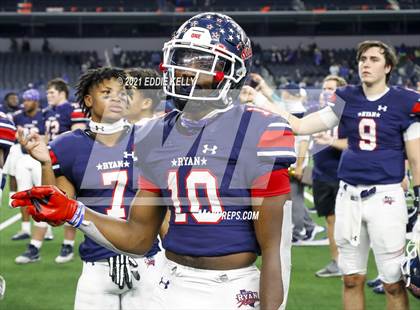 Thumbnail 2 in Mansfield Summit vs. Ryan (UIL 5A Division 1 Semifinal) photogallery.