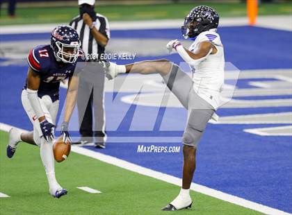 Thumbnail 2 in Mansfield Summit vs. Ryan (UIL 5A Division 1 Semifinal) photogallery.