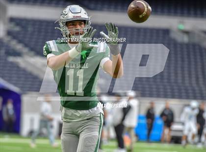 Thumbnail 2 in De La Salle @ NFL Academy photogallery.