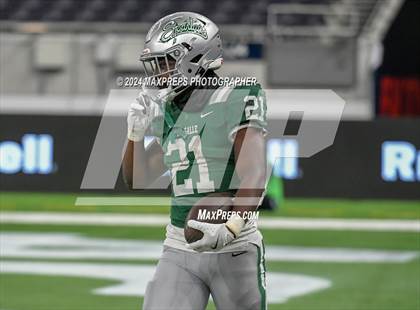 Thumbnail 1 in De La Salle @ NFL Academy photogallery.