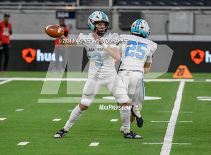 Thumbnail 2 in De La Salle @ NFL Academy photogallery.