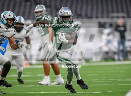 Thumbnail 2 in De La Salle @ NFL Academy photogallery.