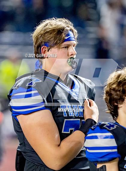 Thumbnail 1 in St. Mary's vs. Rocklin photogallery.